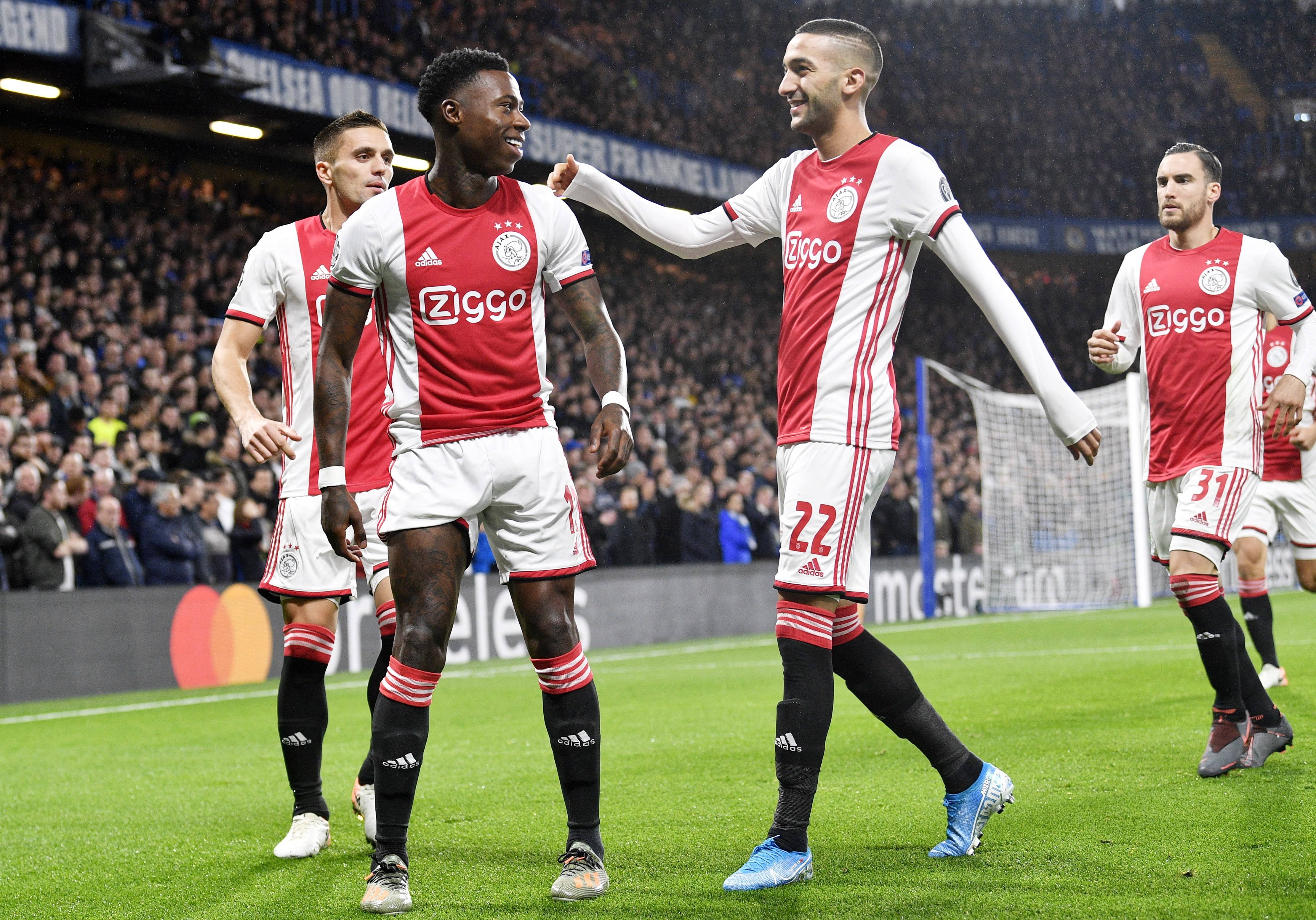 包含阿贾克斯险胜切尔西，挺进欧冠半决赛的词条