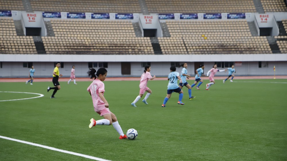 体育赛事中的足球比赛开拓了观赏市场 体育赛事中的足球比赛开拓了观赏市场