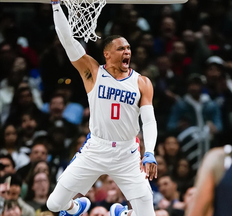 奇才主场逆转太阳，偶像威少猛烈发挥的简单介绍