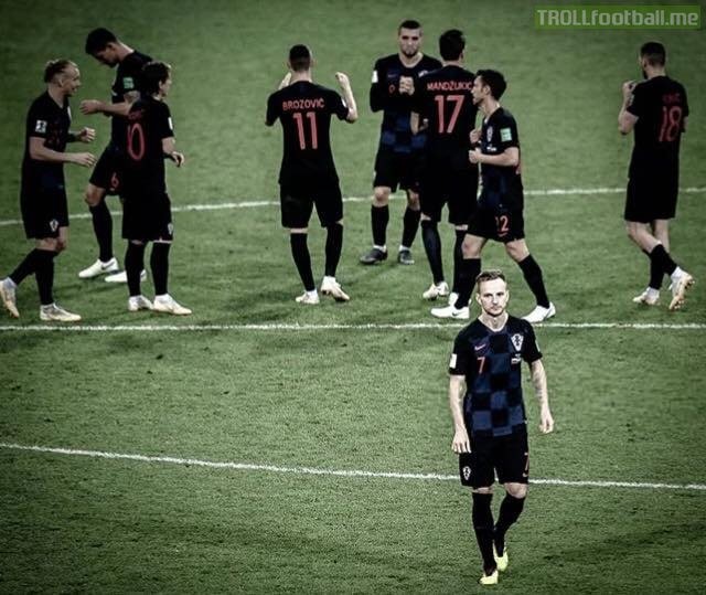 冰岛队在点球大战中获胜，晋级强