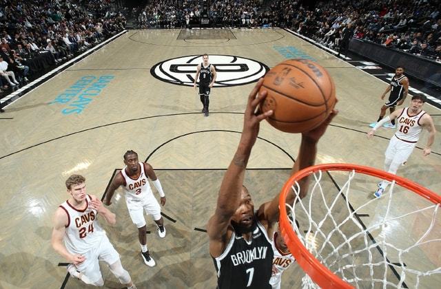 山西队鏖战福建队，欧文关键制胜的简单介绍