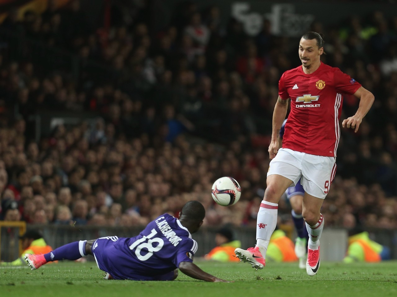 巴西鏖战乌克兰,拉什福德统治全场的简单介绍 巴西鏖战乌克兰,拉什福德统治全场的简单介绍