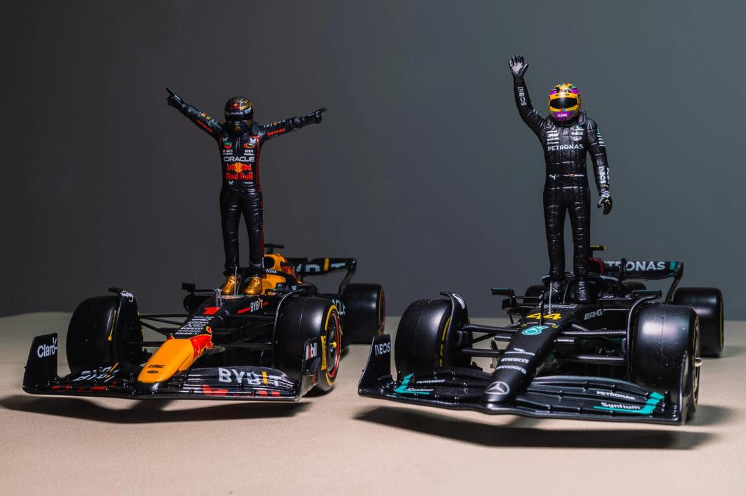 包含阿斯顿马丁完胜红牛车队，拉塞尔状态火热的词条