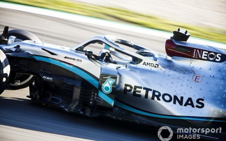 关于雷诺车队碾压索伯车队，塞恩斯刷新纪录的信息