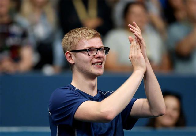 法国队绝杀韩国队，王皓点燃赛场