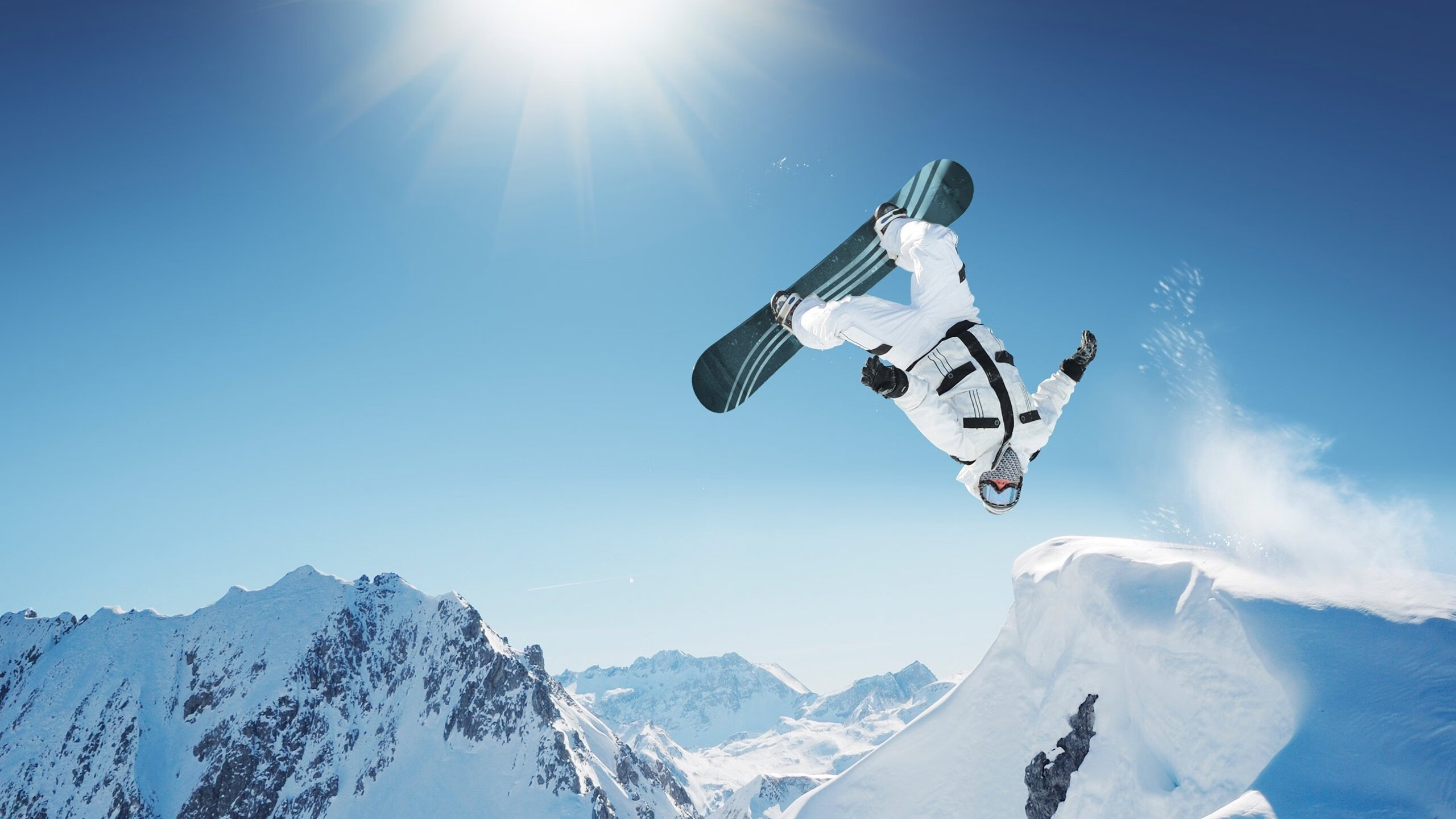 西决生死战启示录,伊朗冲垮威尔士背后的足球哲学